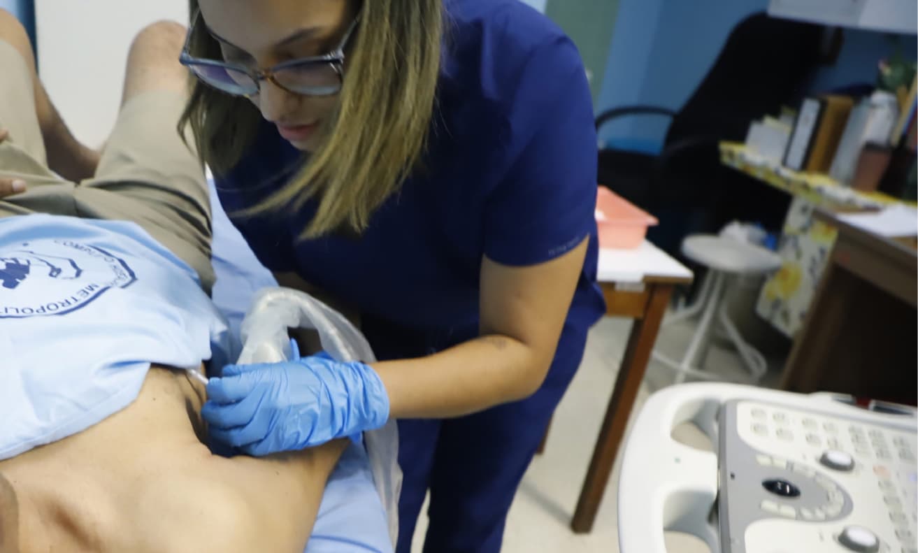 CSS transforma vidas con tratamiento de botox para personas con movilidad restringida