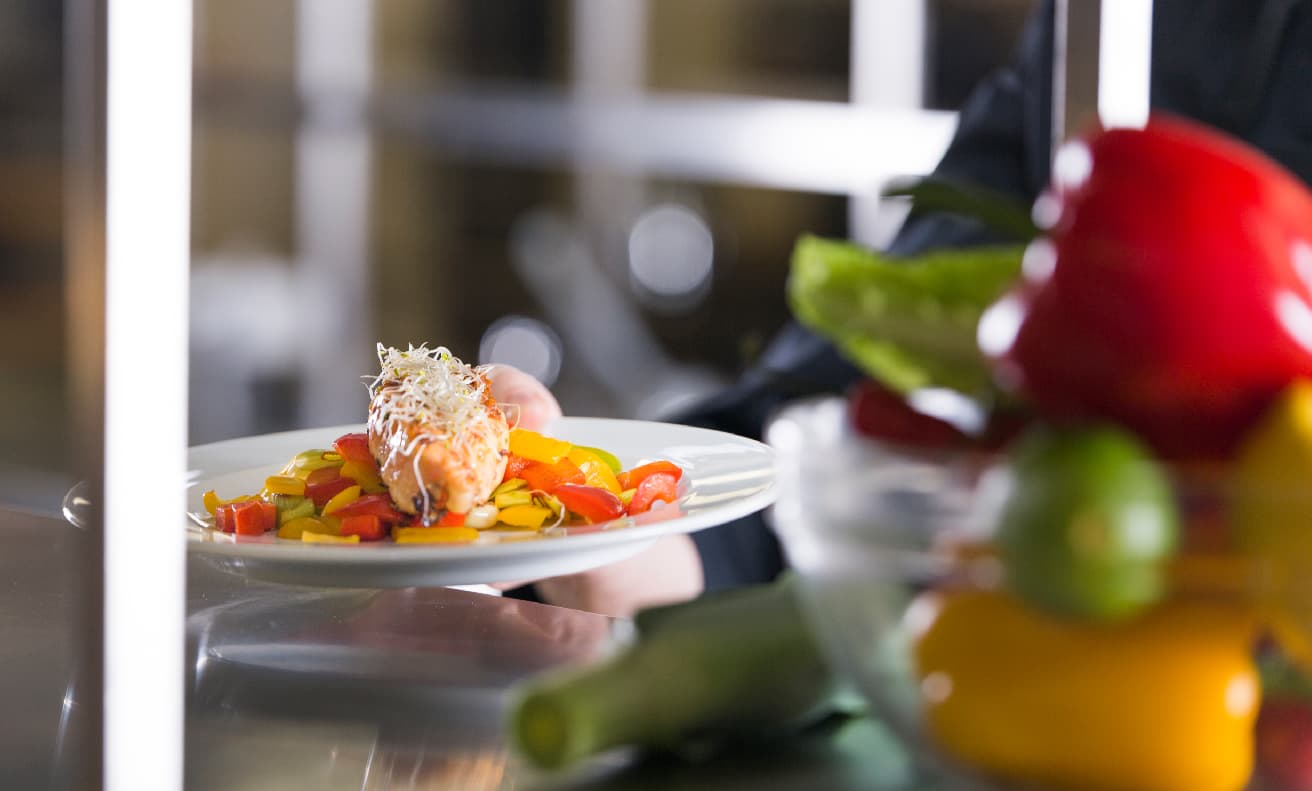Un plato de esperanza: ION inaugura comedor solidario para pacientes y familiares
